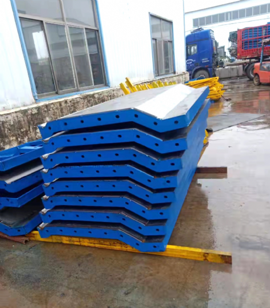 防撞護欄模板出售